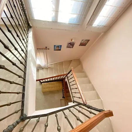 Golden Mile Villa
