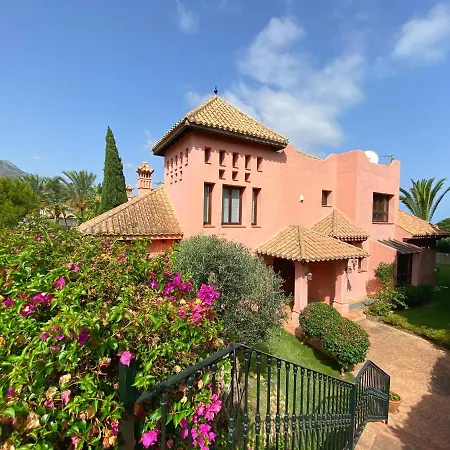 Villa Golden Mile *