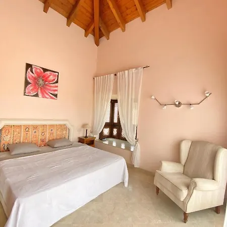 Villa Golden Mile *