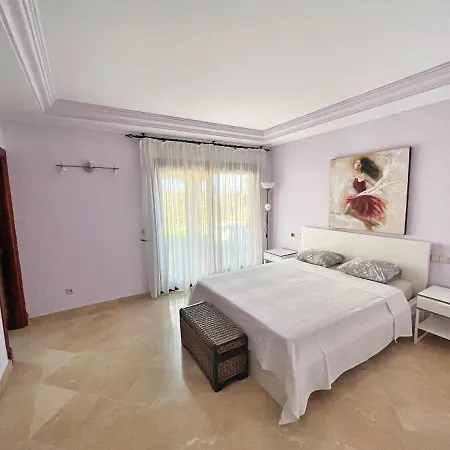 Villa Golden Mile *